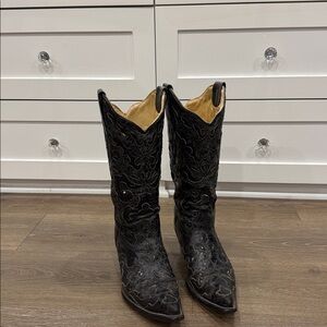 Corral Black Leather Heeled Boots